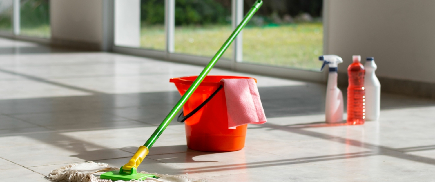 still-life-cleaning-tools